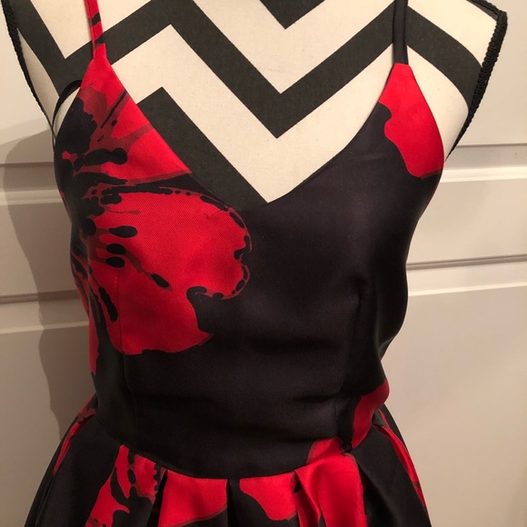 Floral Dress - Picture 3 of 6